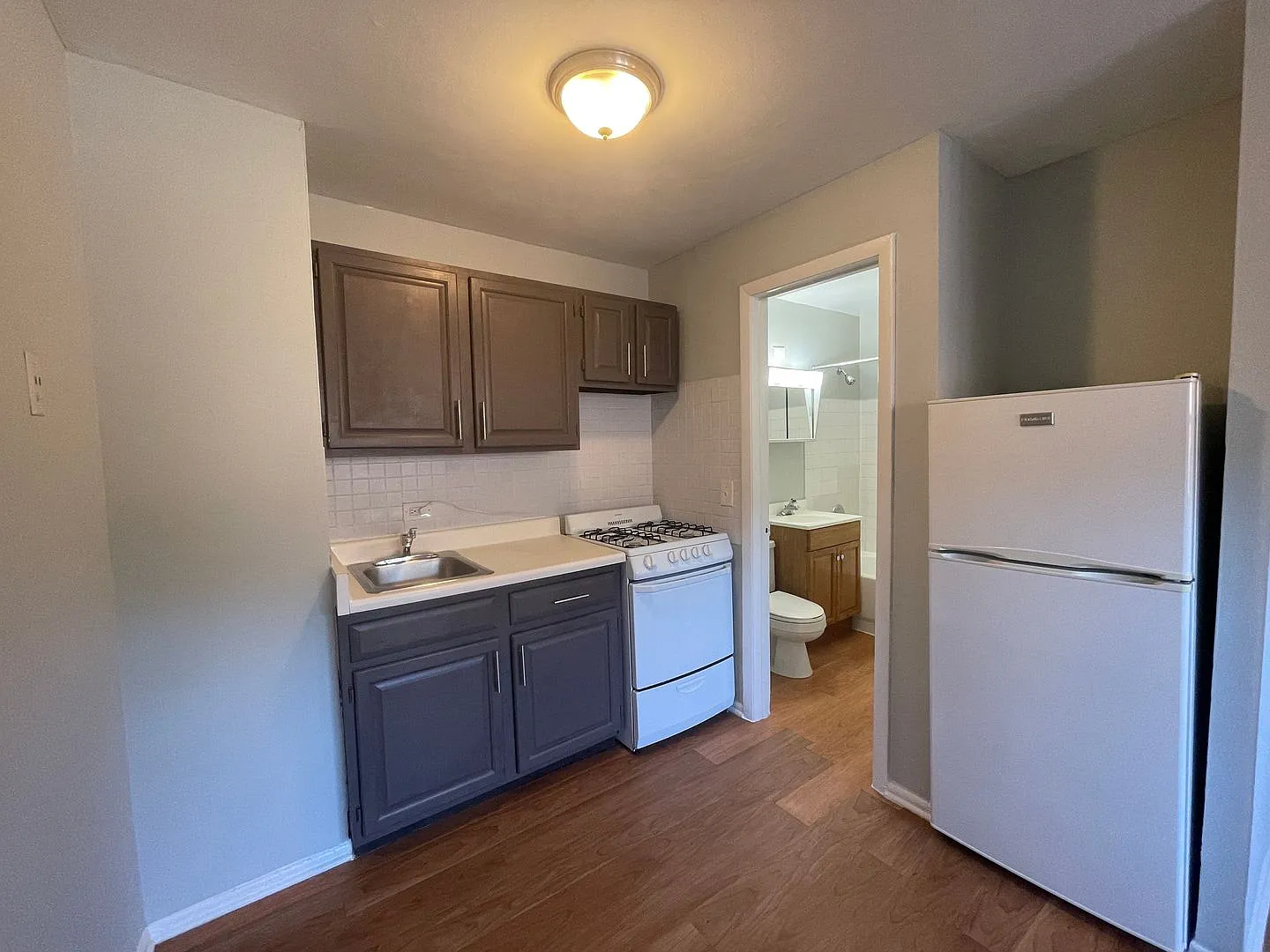 Sheridan Park LLC — Photo 3