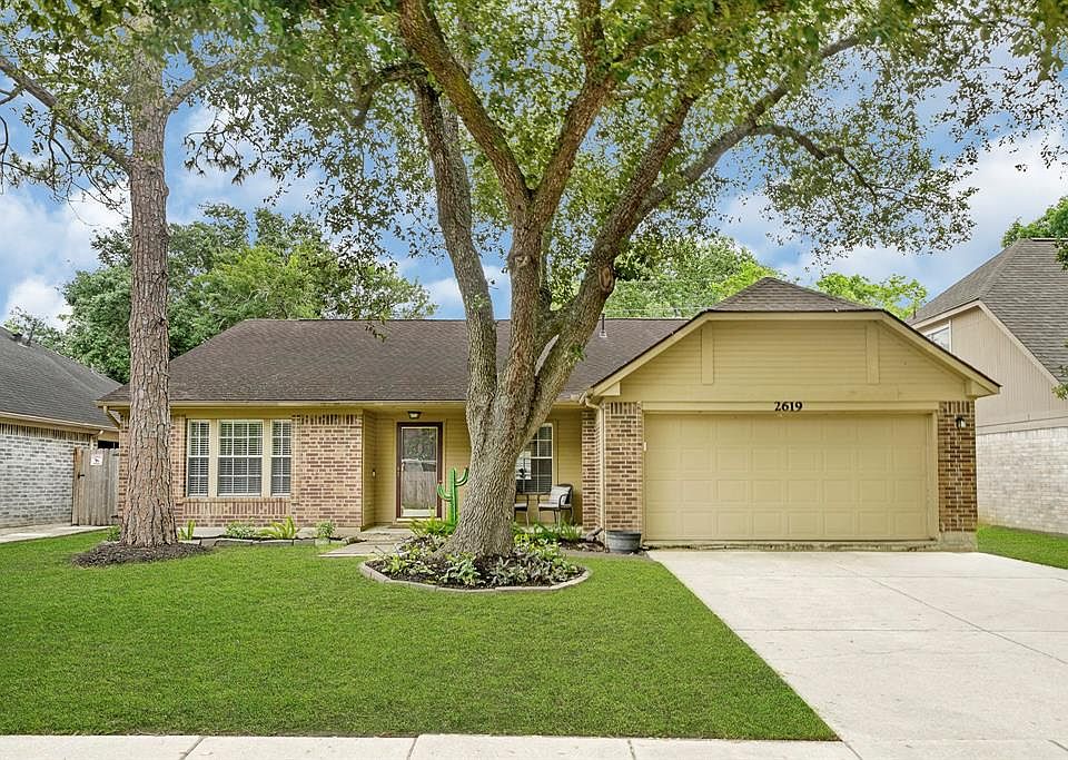 1st image of 2619 Foxden Drive