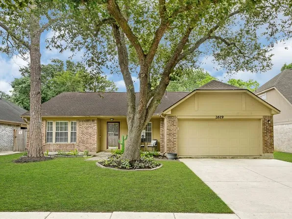 2619 Foxden Drive, Pearland, TX 77584