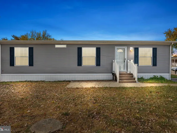 1115 Anders Dr, Morrisville, PA 19067