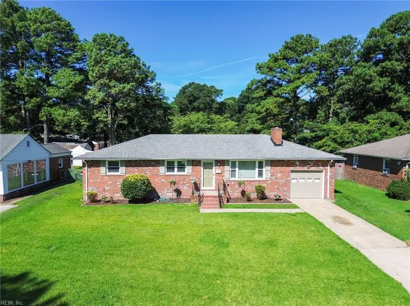 1916 Chesapeake Ave, Chesapeake, VA 23324