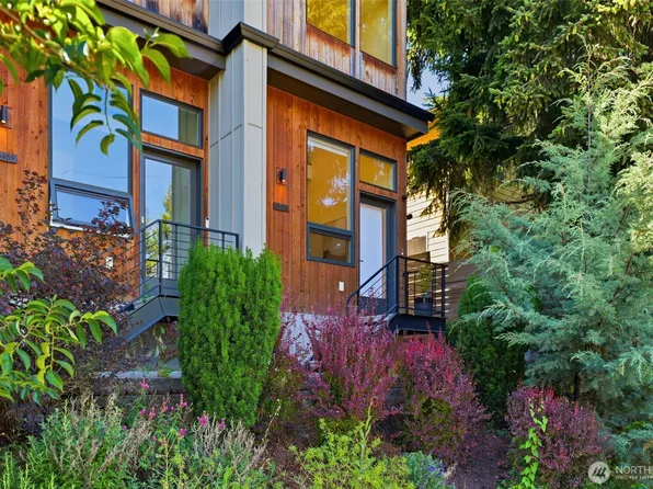 3645 22nd Avenue W #G, Seattle, WA 98199
