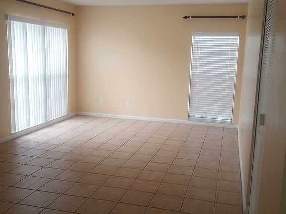5th image of 10316 Parkcrest Dr