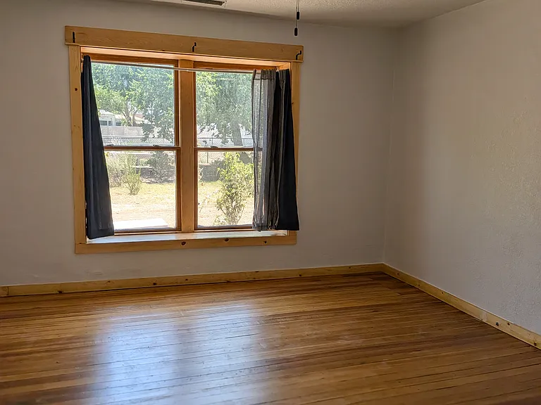 2500 Thompson Rd NW — Photo 18