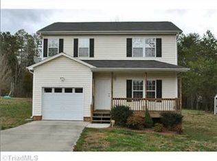 4111 Fox Meadow Ln, Winston Salem, NC 27107