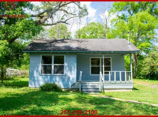 306 Hillside Dr, Chickasaw, AL 36611