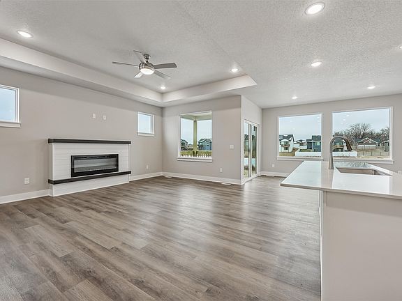 4th image of 5808 Westfield Dr