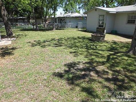 4th image of 239 Addax Dr