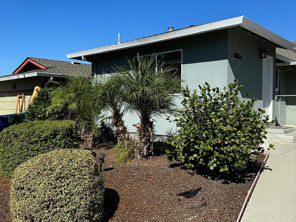 1st image of 1943 Everglades Dr