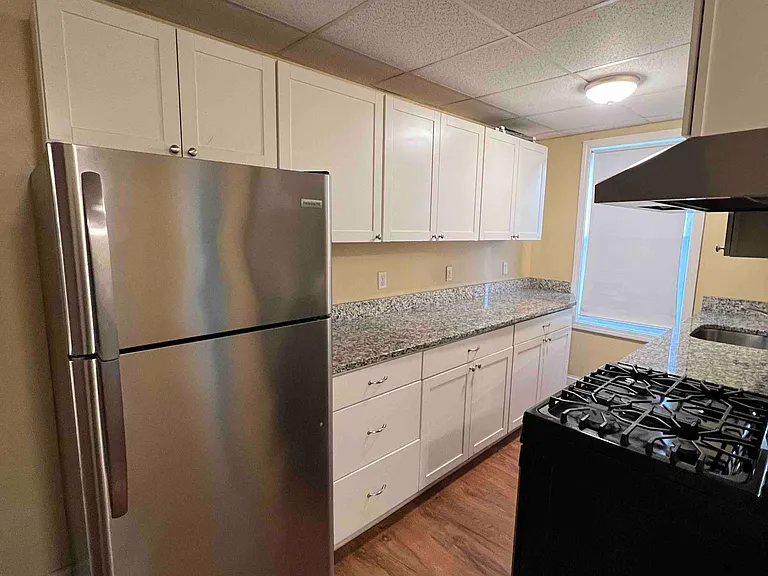 44-44A Oakland Ave #2A — Photo 3