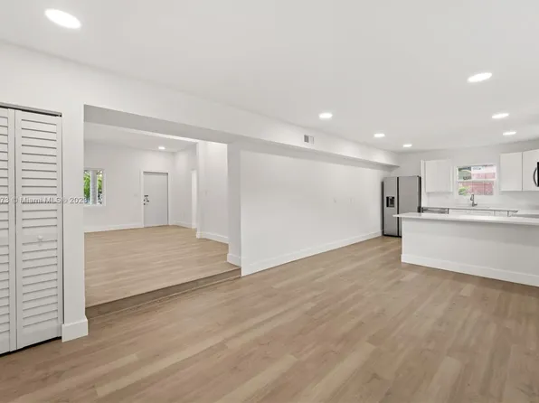 1230 NW 126th St, North Miami, FL 33167