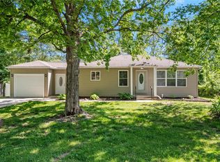 416 Fern Dr, Belleville, IL