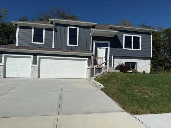 1328 N Holland Rd, Independence, MO 64056