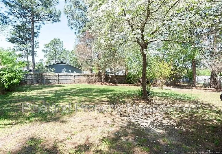 2012 Lakemeadow Dr — Photo 32