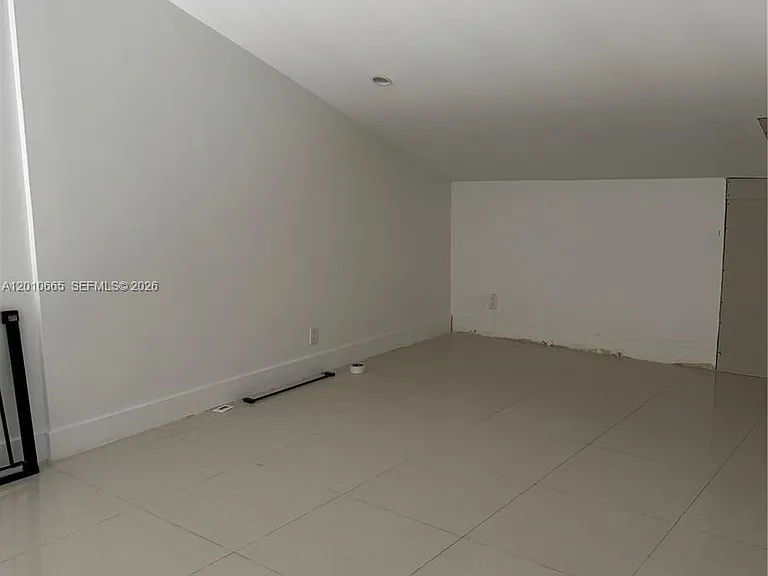 3155 SW 132nd Ave — Photo 9