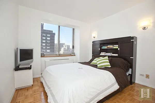 Rented by Halstead Real Estate | media 3