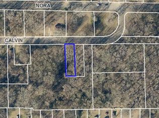 Calvin Rd, Memphis, TN 38109