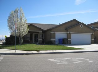 11799 Winewood St, Victorville, CA 92392