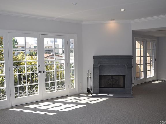 5th image of 1844 Kelton Ave APT 303