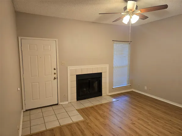 2414 Longview St APT 205, Austin, TX 78705