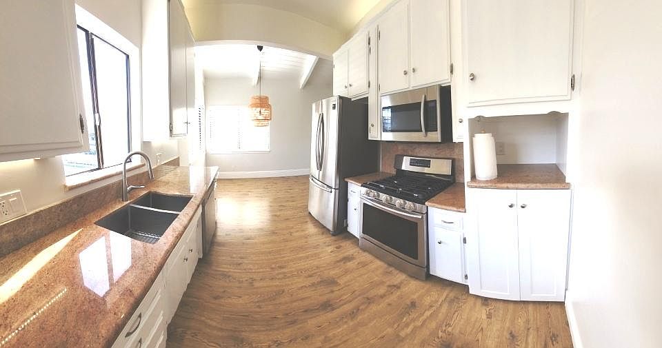 nearly new appliances recently renovated kitchen