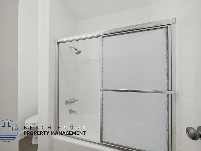 11626 Cedar Ave — Photo 47