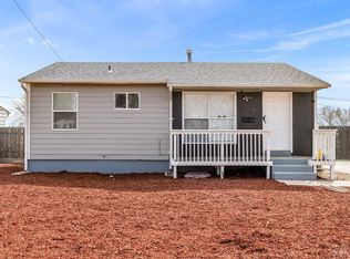 8 Churchill Rd, Pueblo, CO 81001