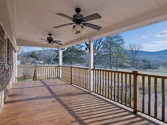 4th image of 2639 York Rd