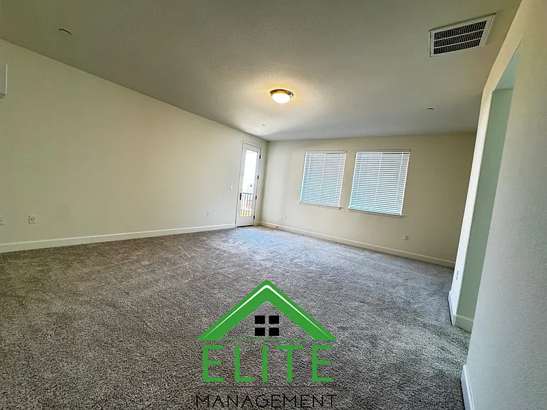3718 Imogine Ave — Photo 15