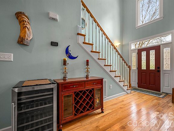 5th image of 391 Chisholm Trl