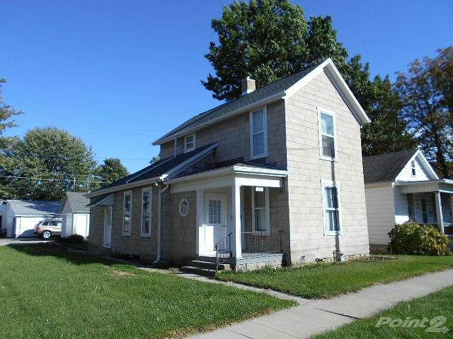 823 Liberty St Front