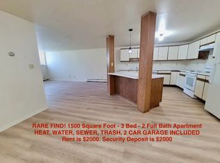 718 W Grange Ave APT A, Milwaukee, WI 53221