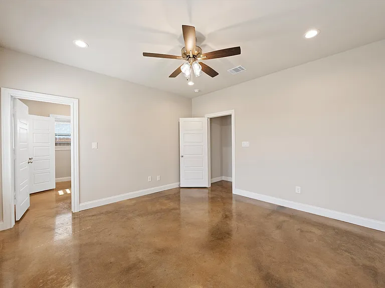 2409 Sloan Cir #A — Photo 25