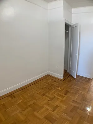 Rented by Capri Jet Realty Corp | media 25