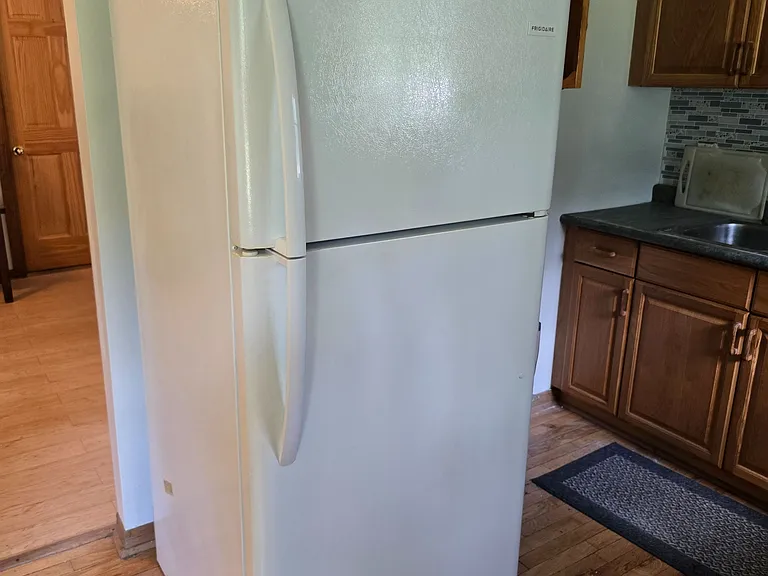115 Kennedy Dr — Photo 16