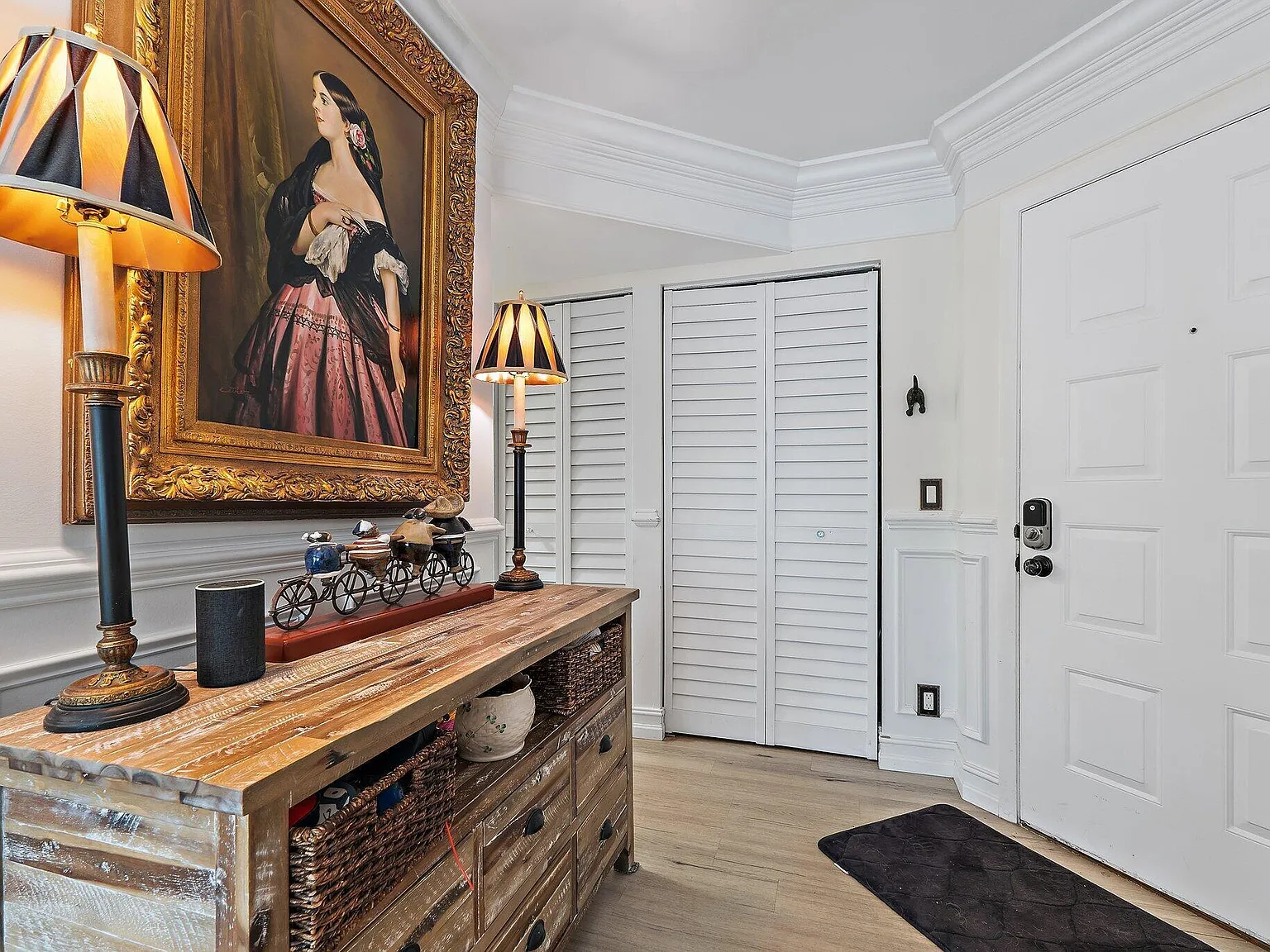 1 bed, 1.5 bath, 860 sqft, $5,800 — Photo 3