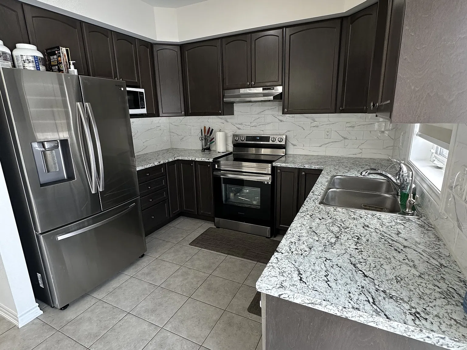 4 bed, $2,800 — Photo 4