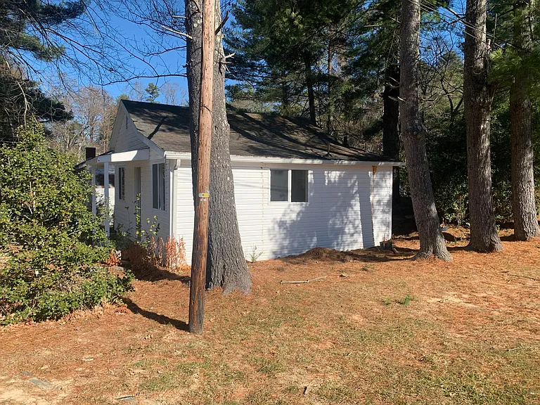 204 Edgewood Rd S — Photo 14
