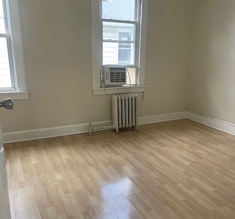 3rd image of 14 N 10th St