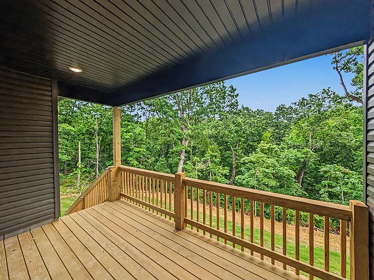 64 Islay Dr — Photo 22