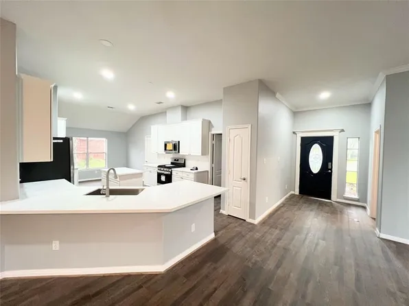 10005 Chestnut Creek Way, Pearland, TX 77584