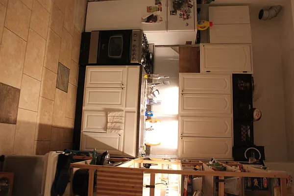 Rented by 50 Stanhope LLC | media 11