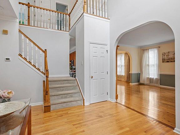 2nd image of 2804 Shofield Ct