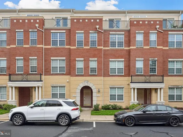 22722 Beacon Crest Ter, Ashburn, VA 20148