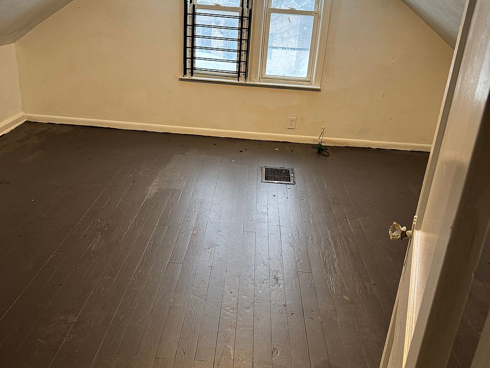 1st image of 3464 E 53rd St