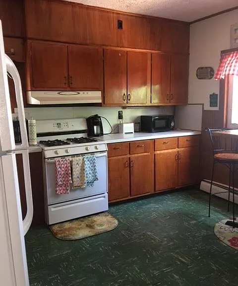 151-2 Central St — Photo 2