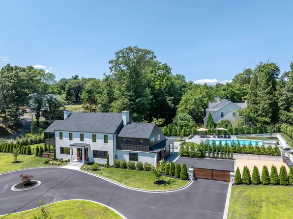 1 Preston Street, Huntington, NY 11743