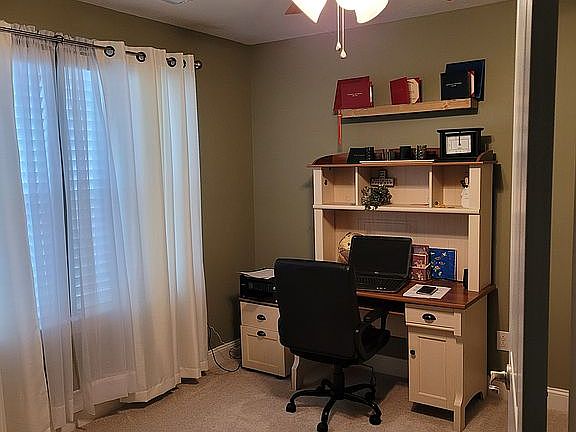5th image of 100 Summit Woods Dr