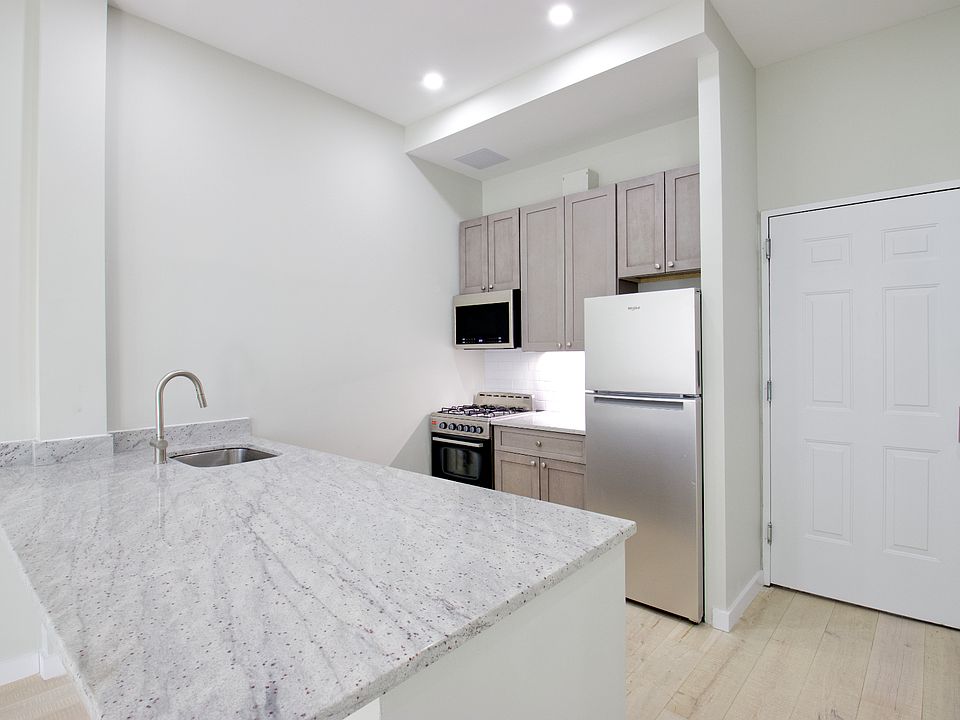 1st image of 829 Greenwood Ave APT 1E