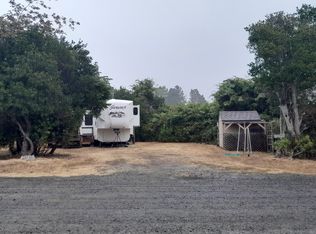 110 N 15th St, Lakeside, OR 97449